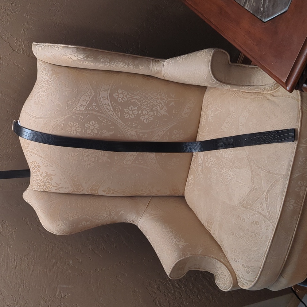 New with tags! XL Black PU/Bonded Leather Belt - Picture 2 of 5